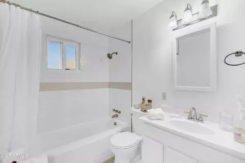 Bath - 5480 E Akron St, Mesa, AZ 85205 photo 1 of 2