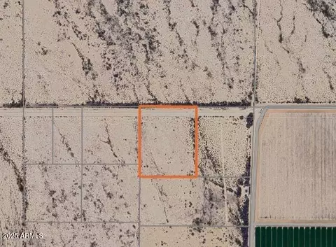 527 W Nn W Glendale Ave #-, Tonopah, AZ 85354