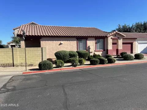 Exterior - 965 S Heritage Dr, Gilbert, AZ 85296 photo 7 of 7