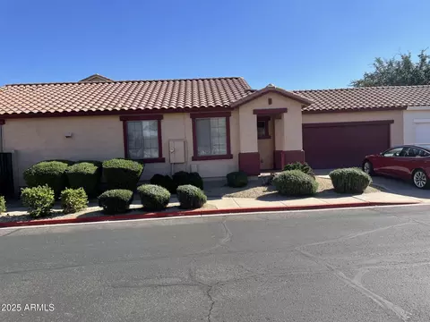 Exterior - 965 S Heritage Dr, Gilbert, AZ 85296 photo 6 of 7