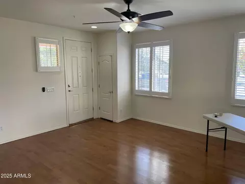 Living - 965 S Heritage Dr, Gilbert, AZ 85296 photo 3 of 3