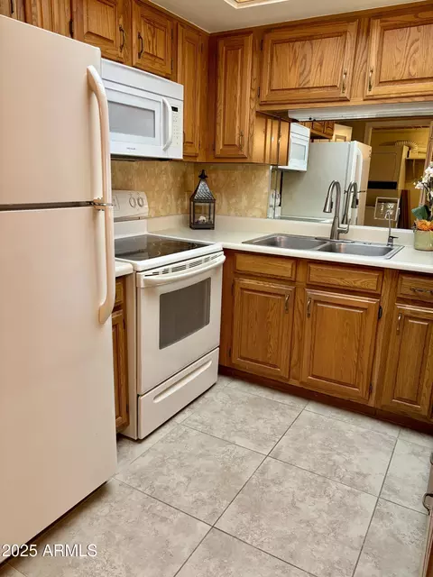 10330 W Thunderbird Blvd #C326, Sun City, AZ 85351