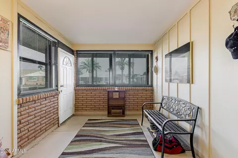 10027 W Tarrytown Ave, Sun City, AZ 85351