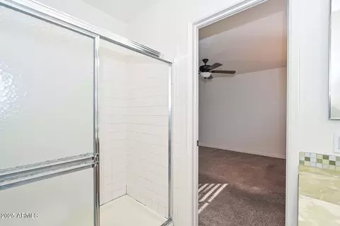 Bath - 1825 E Aire Libre Ave, Phoenix, AZ 85022 photo 3 of 4