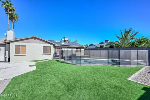 Exterior - 1825 E Aire Libre Ave, Phoenix, AZ 85022 photo 4 of 9