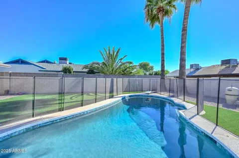 Exterior - 1825 E Aire Libre Ave, Phoenix, AZ 85022 photo 2 of 9
