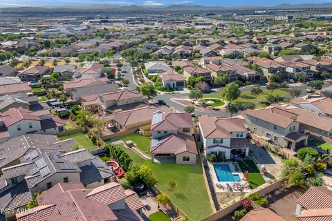 View/Area - 2365 N Springfield St, Buckeye, AZ 85396 photo 2 of 6