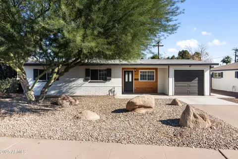 Exterior - 3343 N 6th Ave, Phoenix, AZ 85013 photo 3 of 4