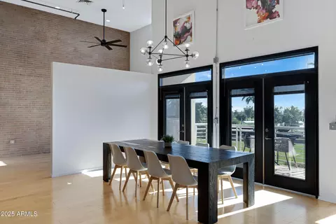 Dining - 914 E Osborn Rd #402, Phoenix, AZ 85014 photo 2 of 3