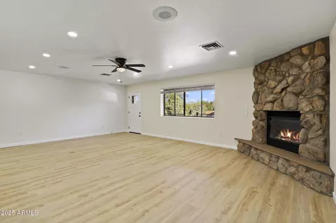 Living - 625 E Coronado Way, Payson, AZ 85541 photo 3 of 3