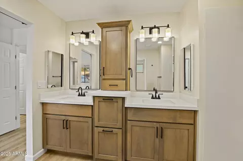 Bath - 625 E Coronado Way, Payson, AZ 85541 photo 1 of 3