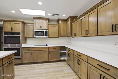 Kitchen - 625 E Coronado Way, Payson, AZ 85541 photo 2 of 3