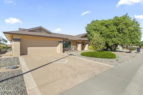 21038 N 123rd Dr, Sun City West, AZ 85375