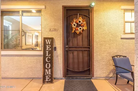 1705 E Joseph Way, Gilbert, AZ 85295 photo 4