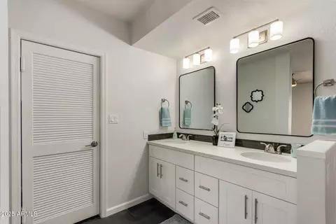 Bath - 5505 E Mclellan Rd #46, Mesa, AZ 85205 photo 1 of 3