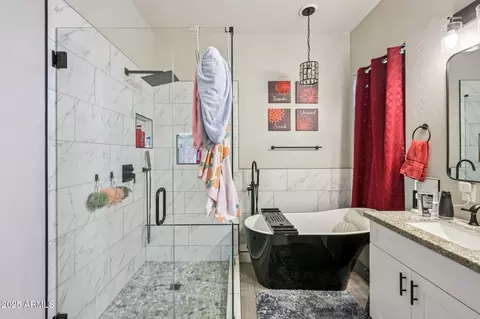 Bath - 4650 E Decatur St, Mesa, AZ 85205 photo 4 of 4