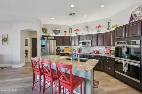 Kitchen - 4650 E Decatur St, Mesa, AZ 85205 photo 3 of 7