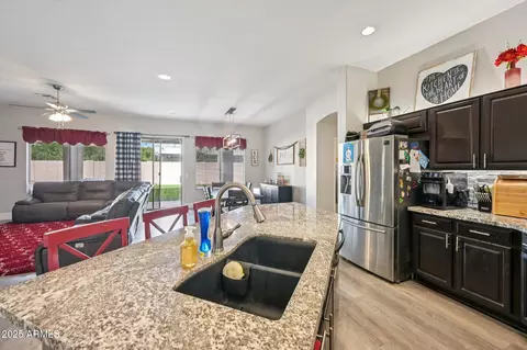 Kitchen - 4650 E Decatur St, Mesa, AZ 85205 photo 5 of 7