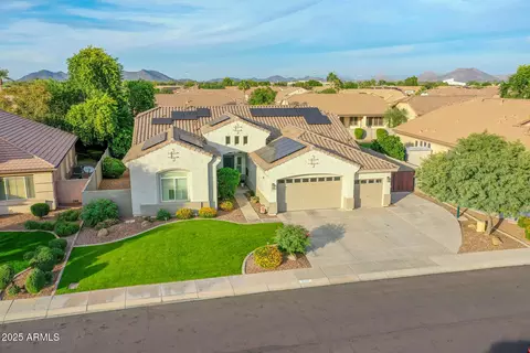 8616 W Clara Ln, Peoria, AZ 85382