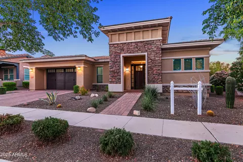20942 W College Dr, Buckeye, AZ 85396