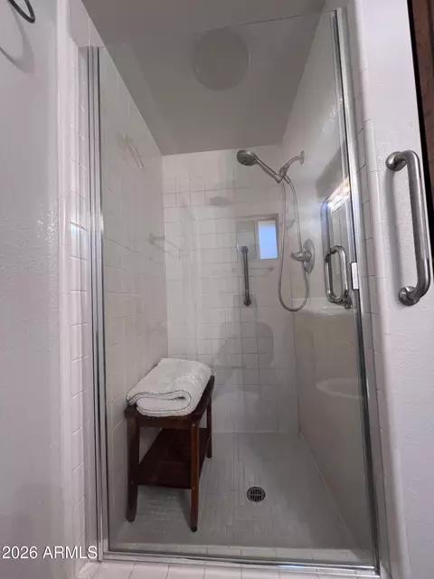 Bath - 4648 E Florian Ave, Mesa, AZ 85206 photo 2 of 2