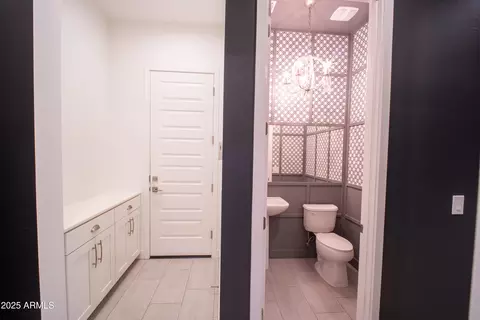 Entry Way - 2859 E Arabian Dr, Gilbert, AZ 85296 photo 5 of 5