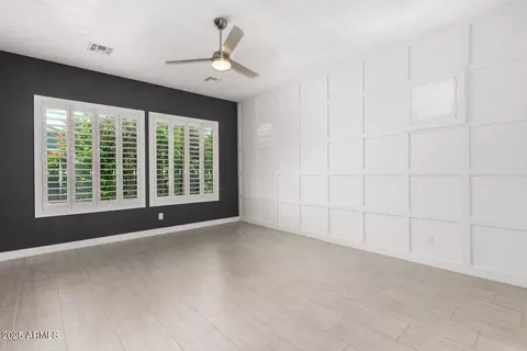 Living - 2859 E Arabian Dr, Gilbert, AZ 85296 photo 4 of 5