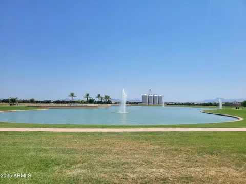 View/Area - 2859 E Arabian Dr, Gilbert, AZ 85296 photo 2 of 4