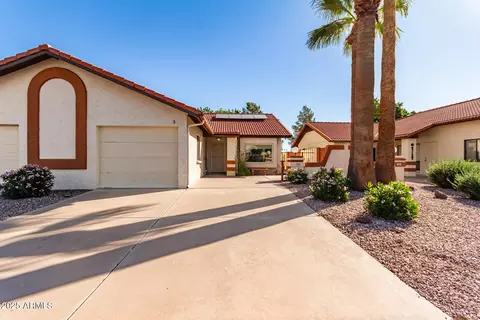 542 S Higley Rd #3, Mesa, AZ 85206