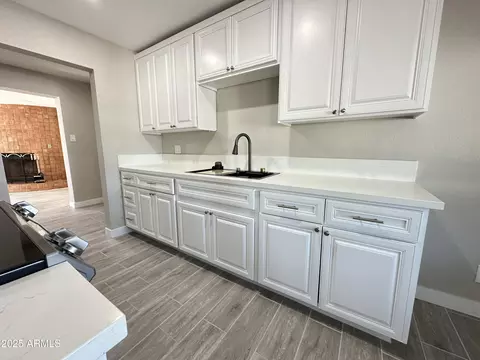 Kitchen - 2315 E Nancy Ln, Phoenix, AZ 85042 photo 3 of 3