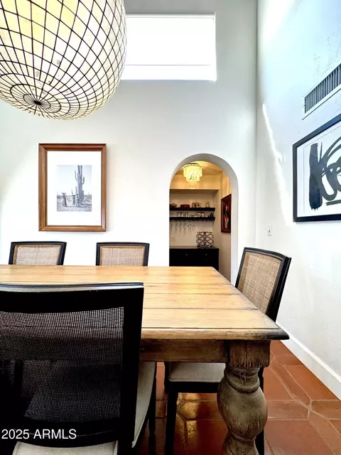 Dining - 2022 E Bishop Dr, Tempe, AZ 85282 photo 9 of 11