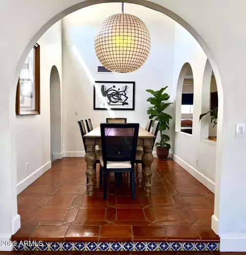 Dining - 2022 E Bishop Dr, Tempe, AZ 85282 photo 5 of 11