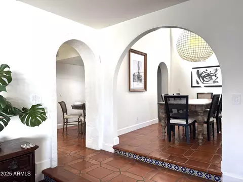 Dining - 2022 E Bishop Dr, Tempe, AZ 85282 photo 3 of 11