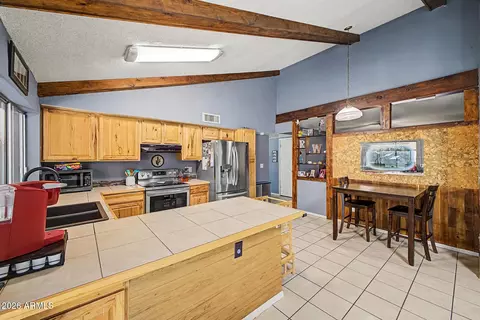 Kitchen - 17636 N 33rd Ln, Phoenix, AZ 85053 photo 3 of 3