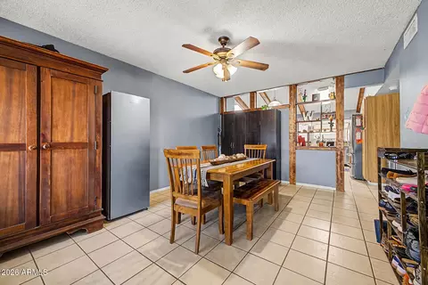 Dining - 17636 N 33rd Ln, Phoenix, AZ 85053 photo 2 of 3