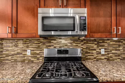 Kitchen - 2931 N 8th Ave, Phoenix, AZ 85013 photo 4 of 6