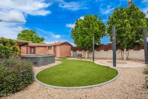 Exterior - 2931 N 8th Ave, Phoenix, AZ 85013 photo 7 of 7