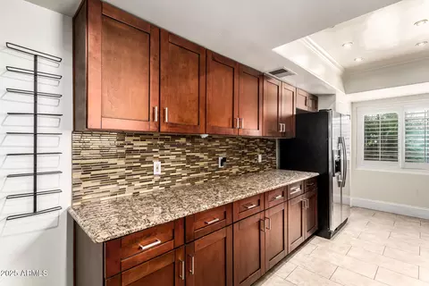 Kitchen - 2931 N 8th Ave, Phoenix, AZ 85013 photo 3 of 6