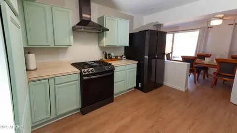 Kitchen - 1326 Earll Dr, Phoenix, AZ 85014 photo 1 of 3