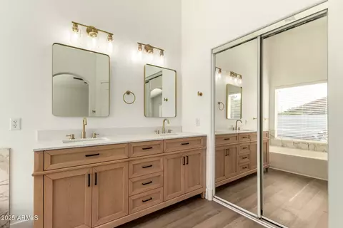 3129 E Oraibi Dr, Phoenix, AZ 85050 photo 16
