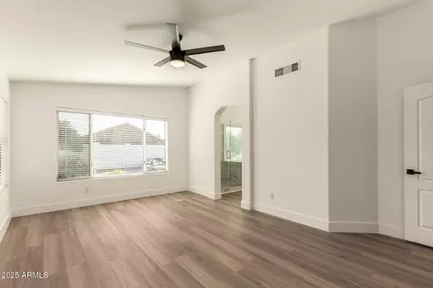 3129 E Oraibi Dr, Phoenix, AZ 85050 photo 14