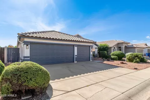 3129 E Oraibi Dr, Phoenix, AZ 85050 photo 2