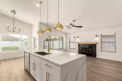 3129 E Oraibi Dr, Phoenix, AZ 85050 photo 12