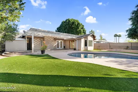 Exterior - 3420 N 45th St, Phoenix, AZ 85018 photo 5 of 7