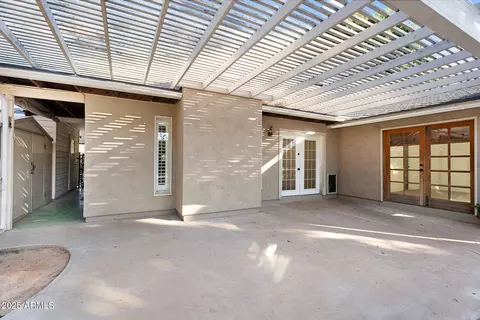 Exterior - 3420 N 45th St, Phoenix, AZ 85018 photo 4 of 7