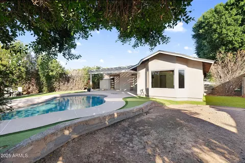 Exterior - 3420 N 45th St, Phoenix, AZ 85018 photo 7 of 7