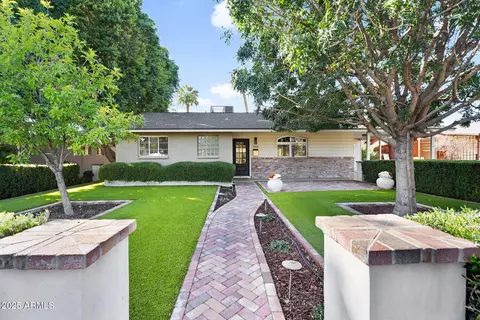 Exterior - 3420 N 45th St, Phoenix, AZ 85018 photo 2 of 7