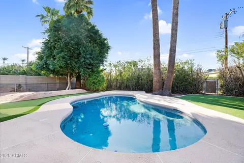 Exterior - 3420 N 45th St, Phoenix, AZ 85018 photo 1 of 7