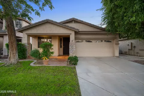 2707 E Darrel Rd, Phoenix, AZ 85042