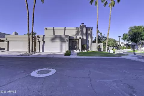 Exterior - 3050 E Marlette Ave, Phoenix, AZ 85016 photo 2 of 13